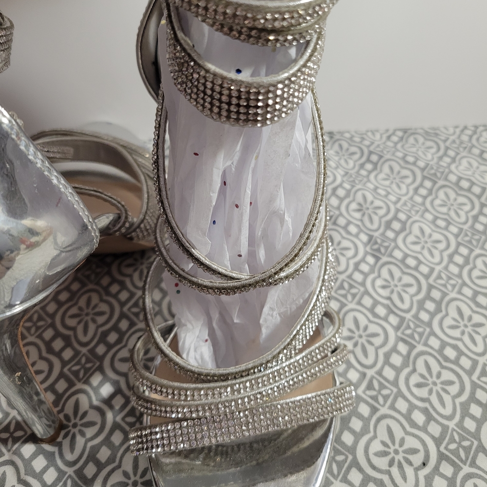 Aldo Shimmering Strappy Silver Heels. Size‎ 8